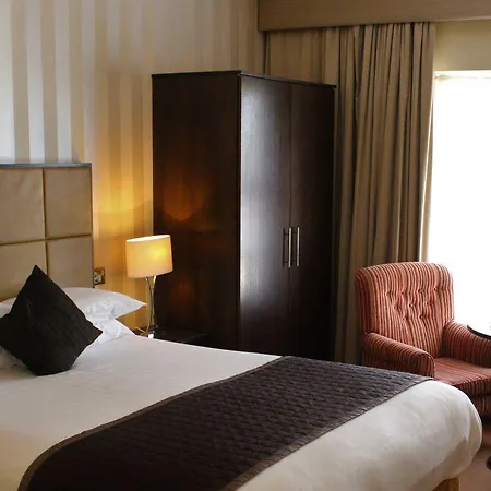 Menlo Park Hotel